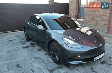 Tesla Model 3  2023
