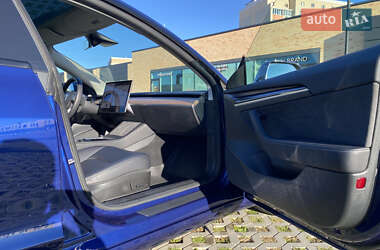 Седан Tesla Model 3 2023 в Хмельницком