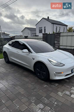Tesla Model 3  2018