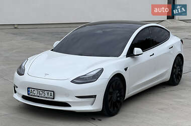Tesla Model 3 2021