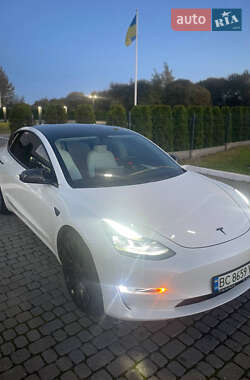 Tesla Model 3 2023