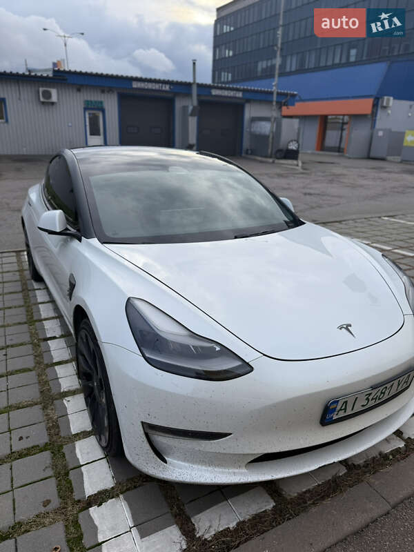 Tesla Model 3 2021