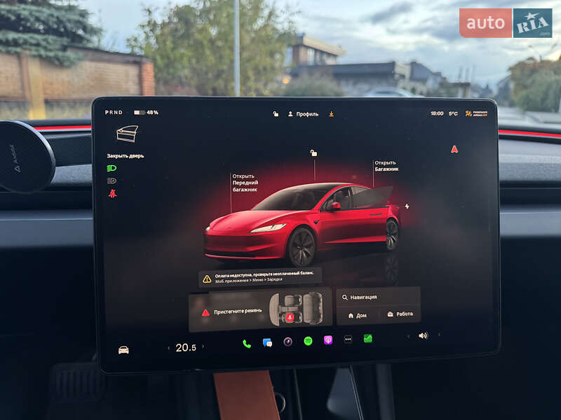Седан Tesla Model 3 2024 в Києві