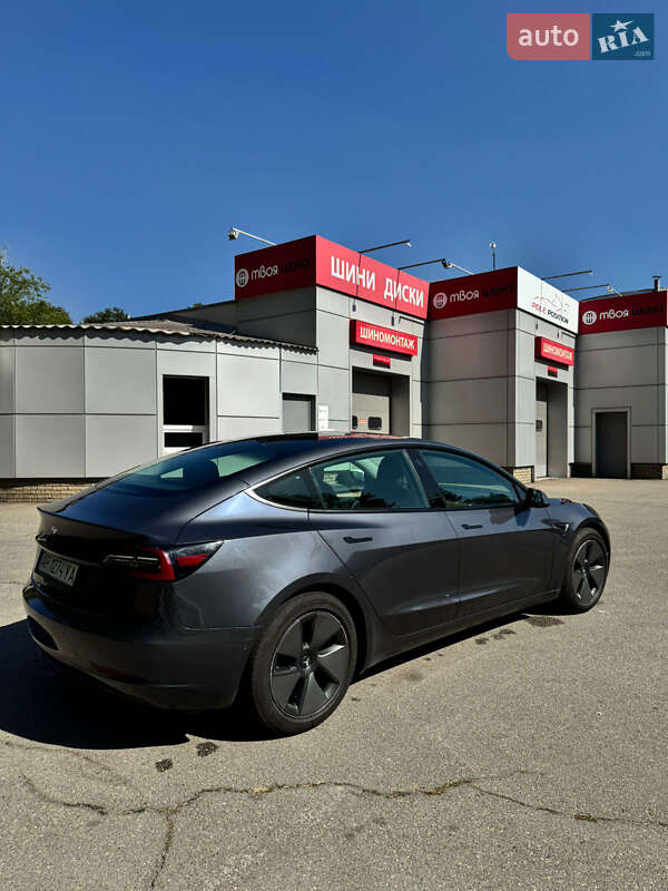 Седан Tesla Model 3 2021 в Запорожье