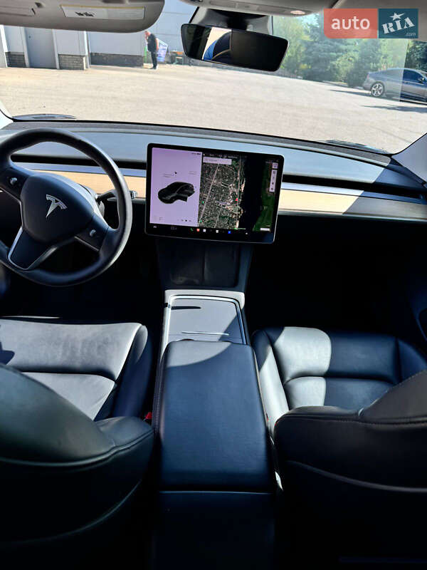 Седан Tesla Model 3 2021 в Запорожье