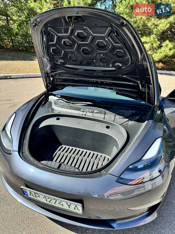 Седан Tesla Model 3 2021 в Запорожье