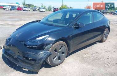 Tesla Model 3  2023