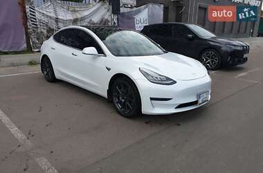 Tesla Model 3 2018