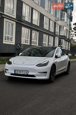 Tesla Model 3  2022