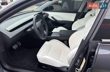 Седан Tesla Model 3 2024 в Киеве