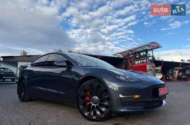 Tesla Model 3  2023