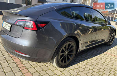 Седан Tesla Model 3 2021 в Ивано-Франковске