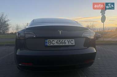 Седан Tesla Model 3 2022 в Львові фото 9 Седан Tesla Model 3 2022 в Львові