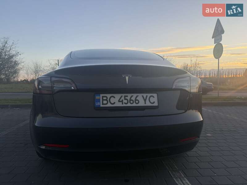 Седан Tesla Model 3 2022 в Львові фото 9 Седан Tesla Model 3 2022 в Львові