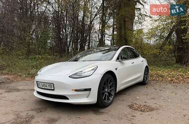Tesla Model 3 2019