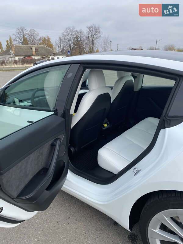 Седан Tesla Model 3 2021 в Покрове фото 3 Седан Tesla Model 3 2021 в Покрове