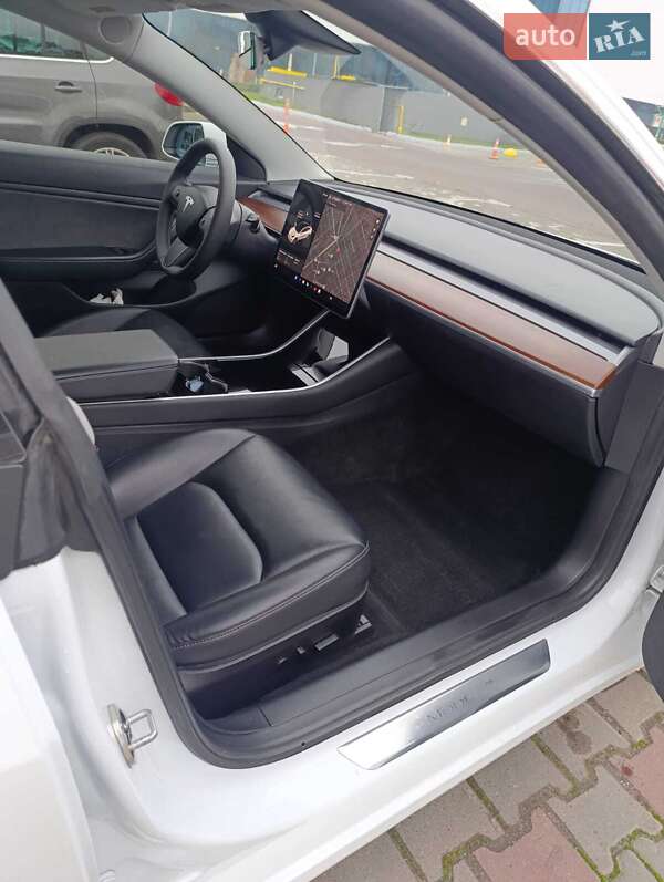 Седан Tesla Model 3 2019 в Одессе фото 18 Седан Tesla Model 3 2019 в Одессе