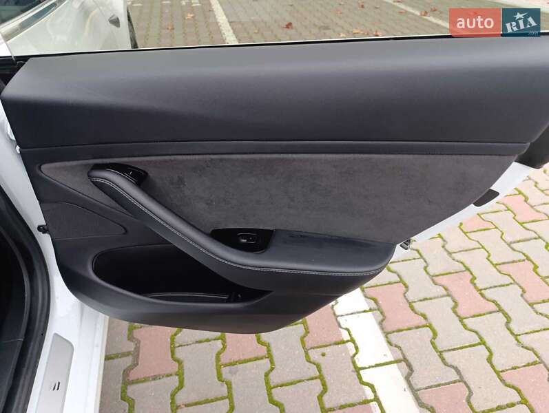 Седан Tesla Model 3 2019 в Одессе фото 22 Седан Tesla Model 3 2019 в Одессе
