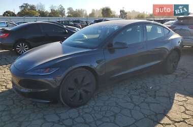 Tesla Model 3  2025