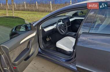 Седан Tesla Model 3 2022 в Кривом Роге