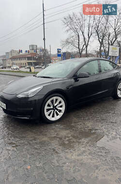 Tesla Model 3  2022