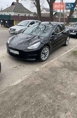 Tesla Model 3  2019