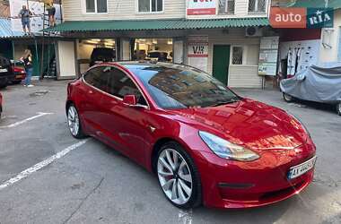 Tesla Model 3 2019