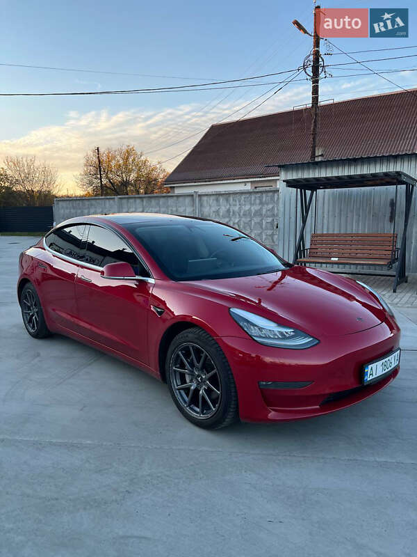 Tesla Model 3 2018