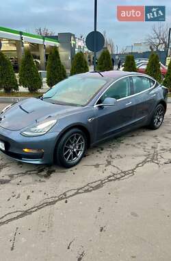 Tesla Model 3 2018
