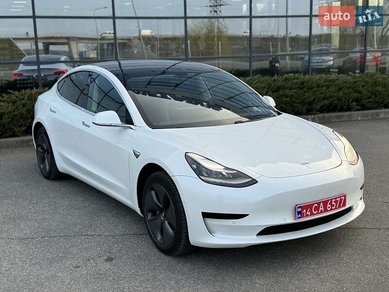 Tesla Model 3 2019
