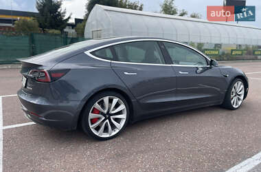 Tesla Model 3  2019