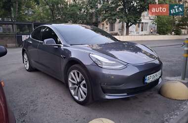 Tesla Model 3 2018