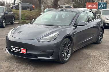 Tesla Model 3  2023