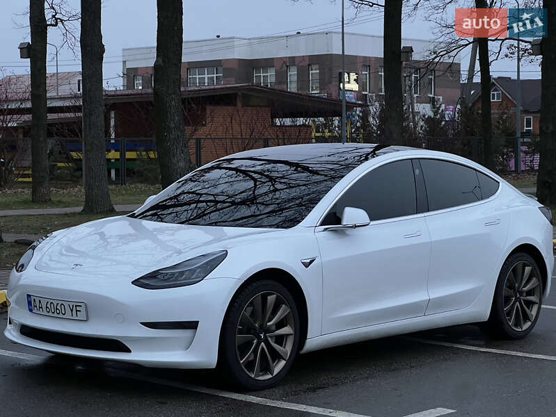 Tesla Model 3 2019 Tesla Model 3 2019
