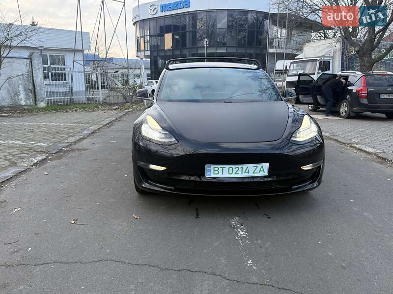 Tesla Model 3 2018 Tesla Model 3 2018