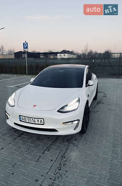 Tesla Model 3  2018