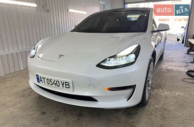 Tesla Model 3  2023