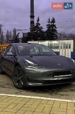 Tesla Model 3  2023