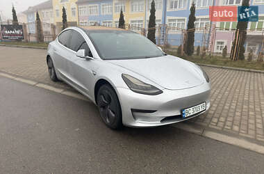 Tesla Model 3  2018