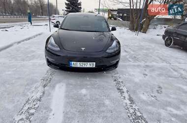 Tesla Model 3  2023