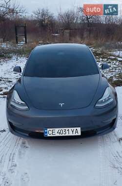 Tesla Model 3  2020