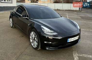 Tesla Model 3 2020