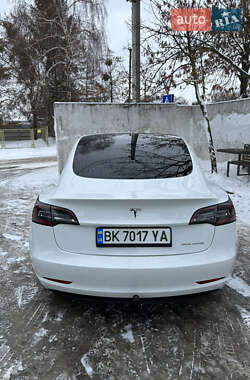 Седан Tesla Model 3 2019 в Здолбунове