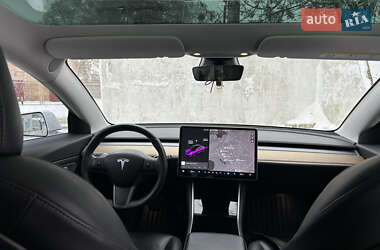 Седан Tesla Model 3 2019 в Здолбунове