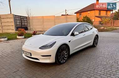Tesla Model 3  2023