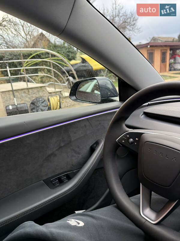 Седан Tesla Model 3 2024 в Дніпрі фото 46 Седан Tesla Model 3 2024 в Дніпрі