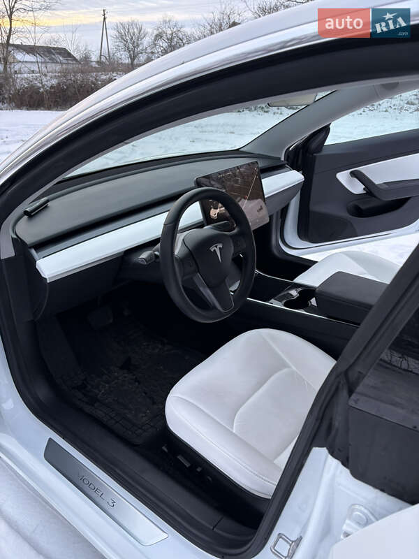 Седан Tesla Model 3 2019 в Києві