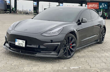 Tesla Model 3  2018