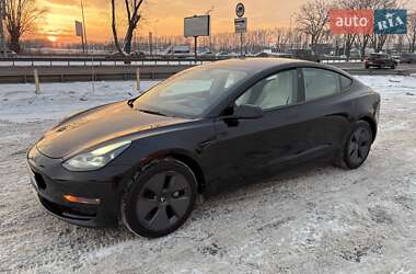 Tesla Model 3  2023