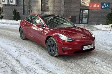Tesla Model 3  2018